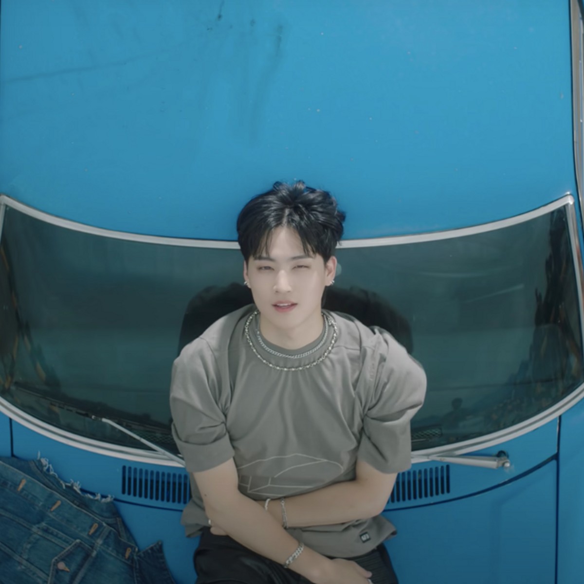 JAY B unveils a style of his own in solo debut EP 'SOMO:FUME